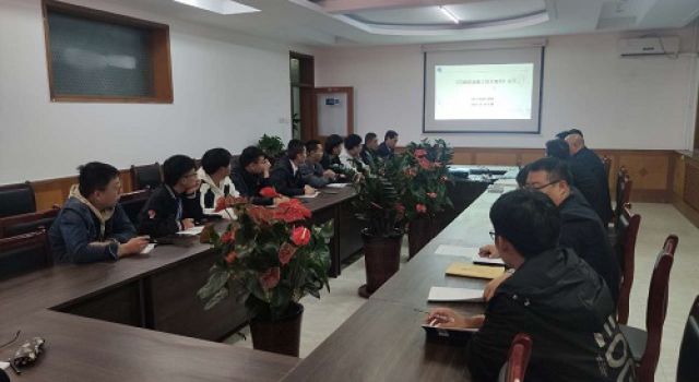 濟(jì)南大西環(huán)項(xiàng)目總監(jiān)辦一監(jiān)組召開《公路橋涵施工技術(shù)規(guī)范》宣貫培訓(xùn)會(huì)