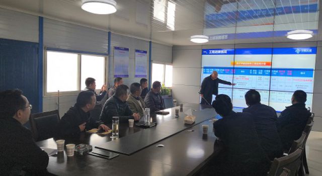 四川阿壩州州委常委、副州長徐春調研汶馬高速C15合同段