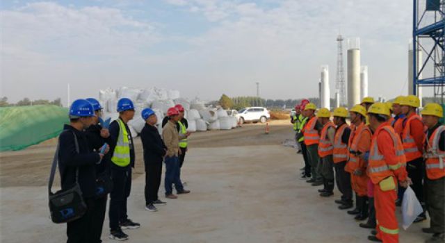 濟高高速唐王南互通F匝道2#橋現(xiàn)澆箱梁澆筑圓滿完成