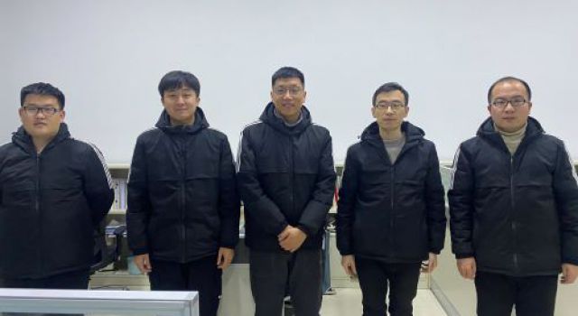 寒冬臘月風吹雪，交規二院送溫情